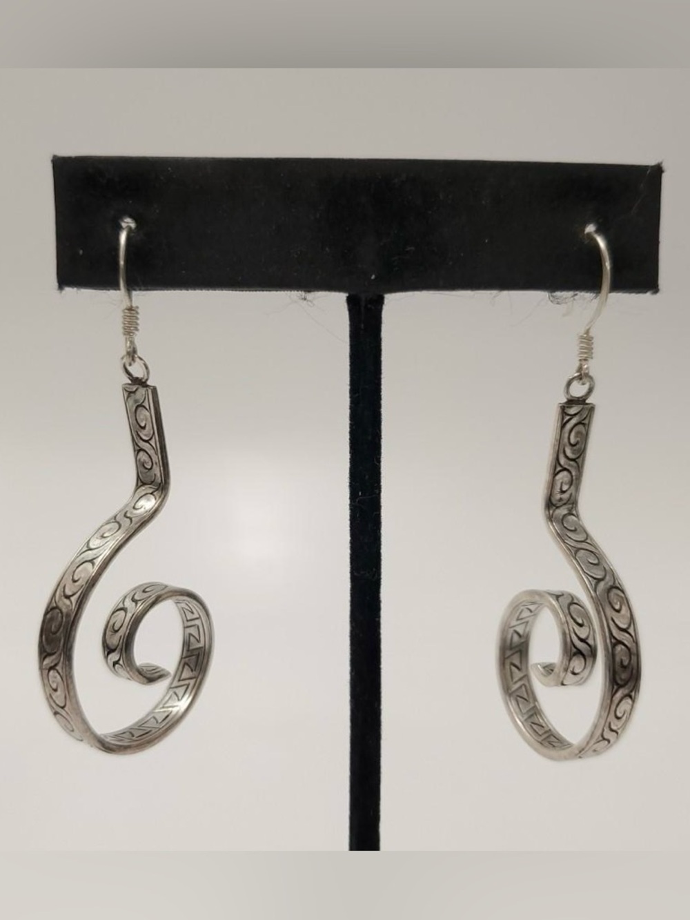 Vintage 950 Silver Artisan Tribal Etched Spiral Earrings Quirky Unique